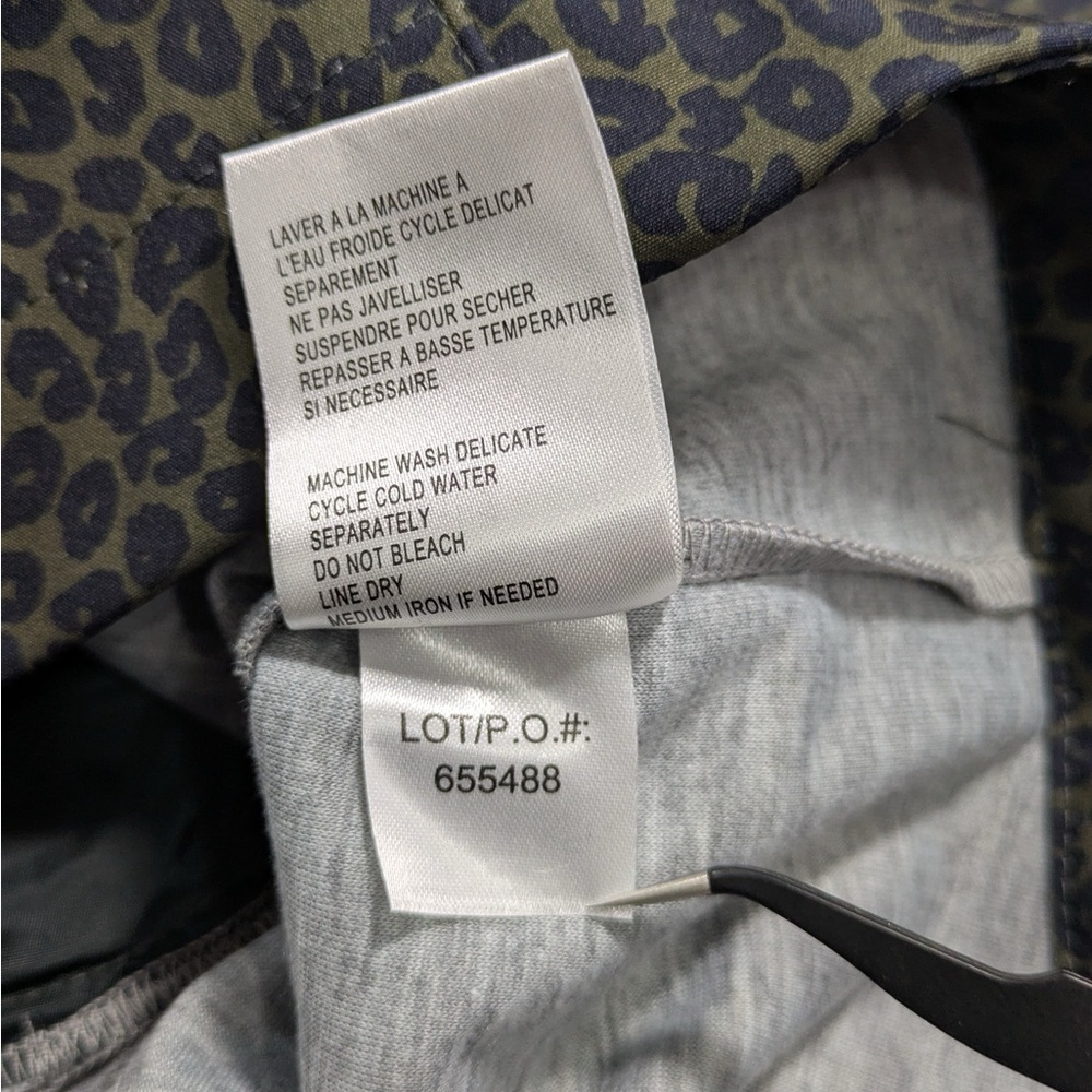 👯♀️Host Pick⚡️Tribal Jeans Animal Print Water Repellant Raincoat - Picture 12 of 12